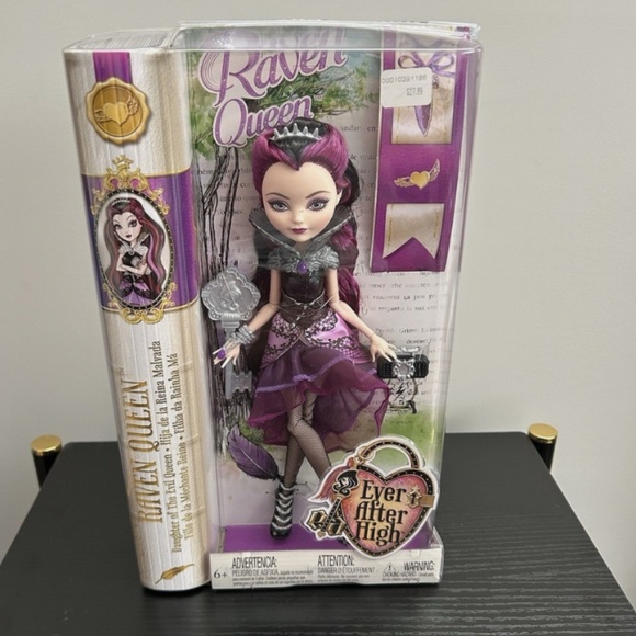 Ever After High School Spirit Raven doll Redressed - Picture 10 of 10